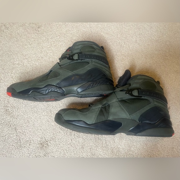 Air Jordan 8 Retro "TF Undefeated" (Size: 14, Color: Sequoia/Black/Orange) - Picture 14 of 16